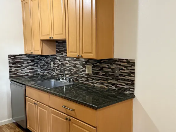 (undisclosed Address), Martinez, CA 94553