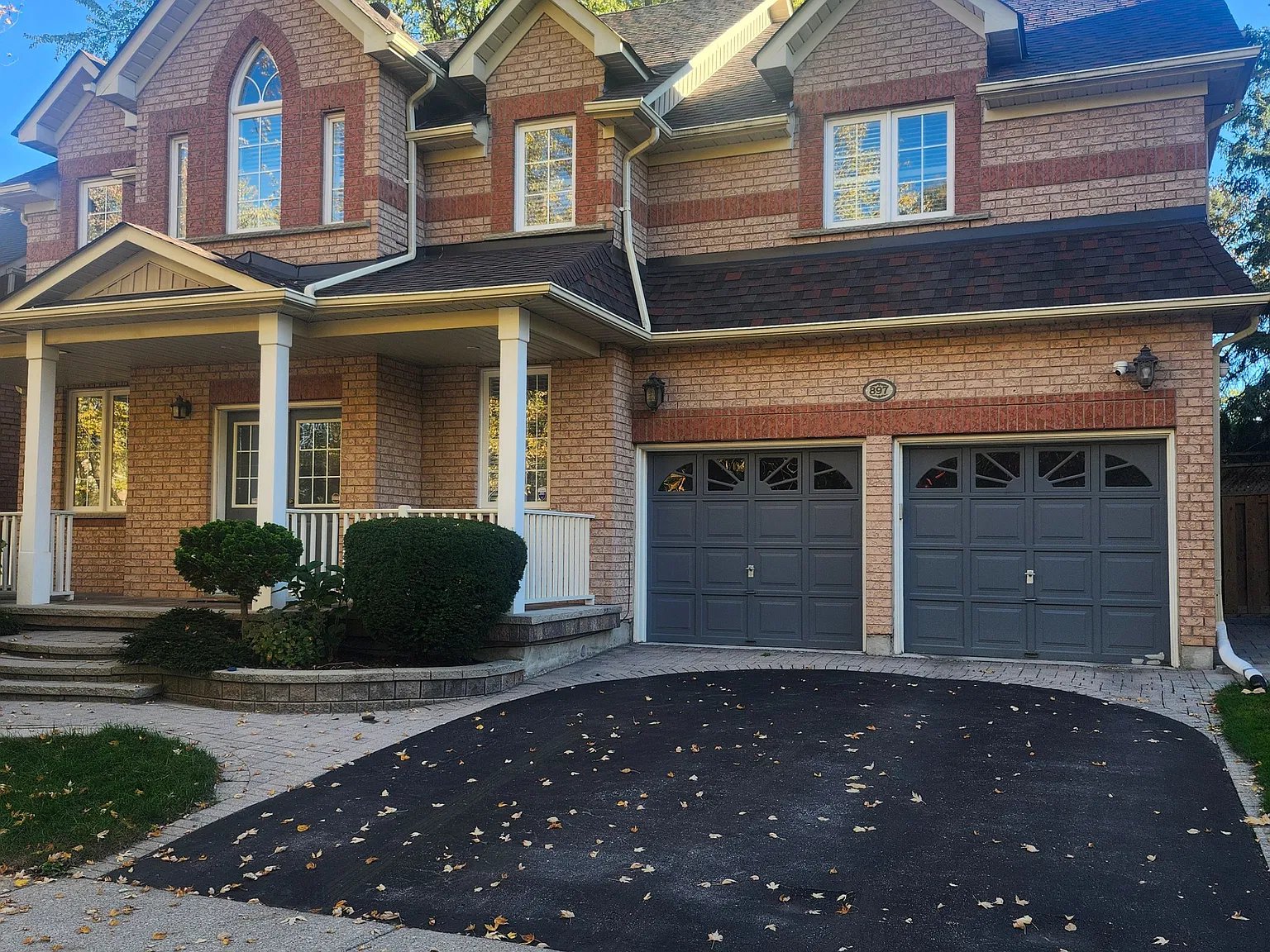 2 bed, $2,300 — Photo 1
