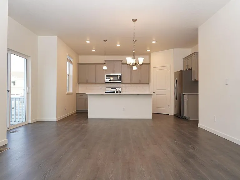 2219 Fiadore Trl — Photo 6
