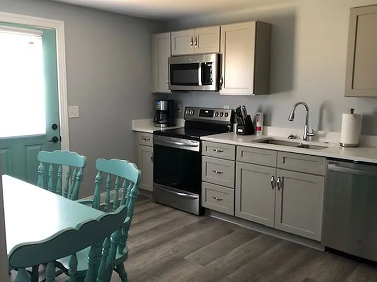 103 Lullwater Dr — Photo 9