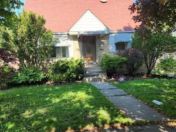 17552 Roy St, Lansing, IL 60438