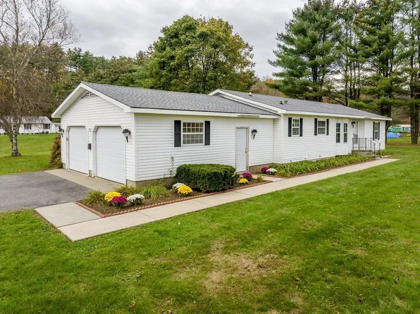 17 Riley Drive, Weathersfield, VT 05151