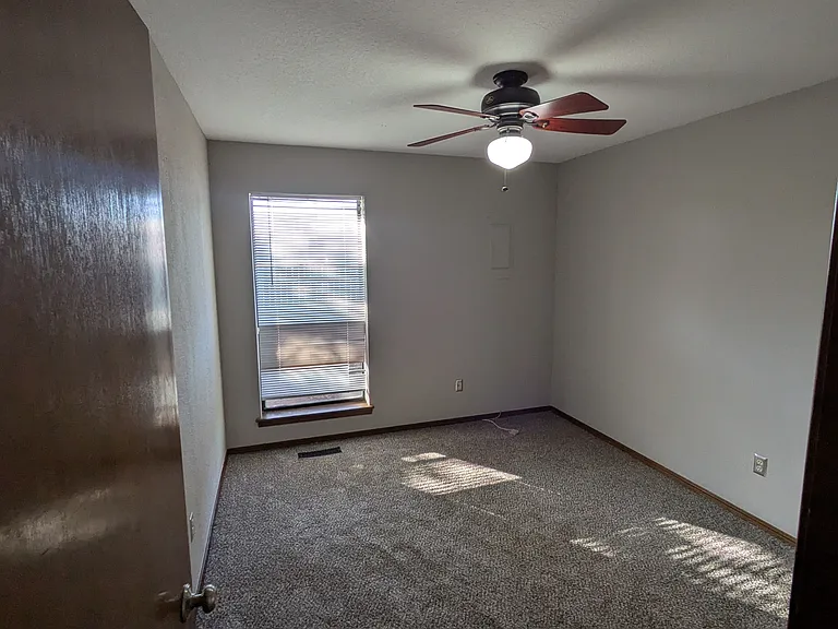 3614 River Oaks Dr — Photo 22
