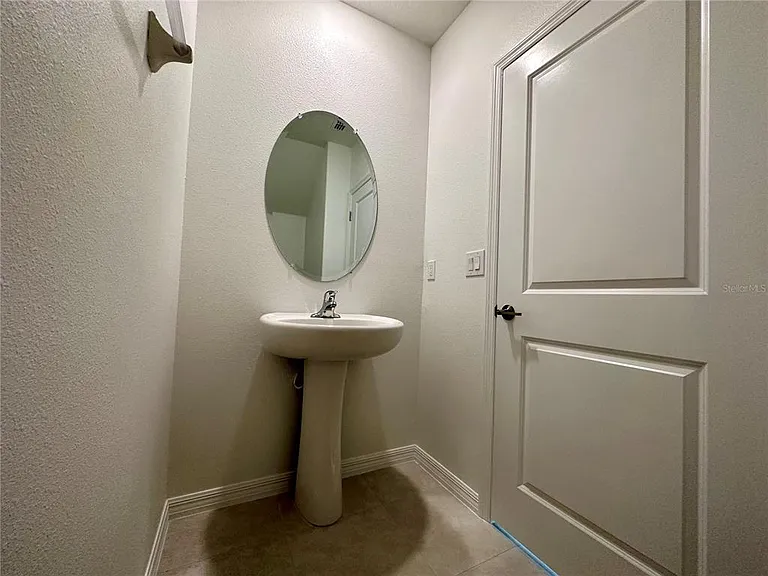11131 Radiant Shore Loop — Photo 37