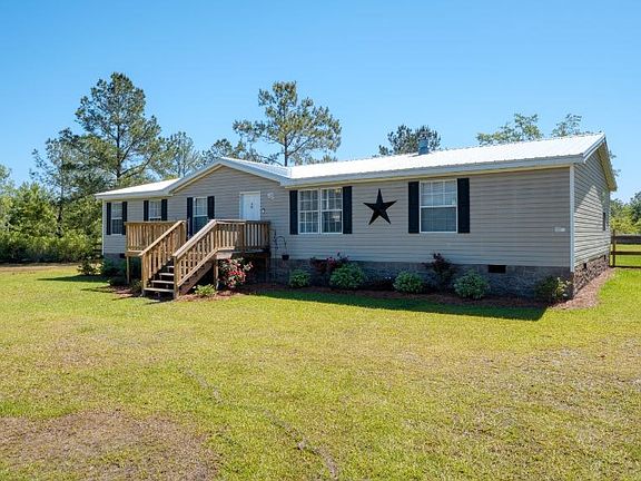3rd image of 35 Oak Bend Dr