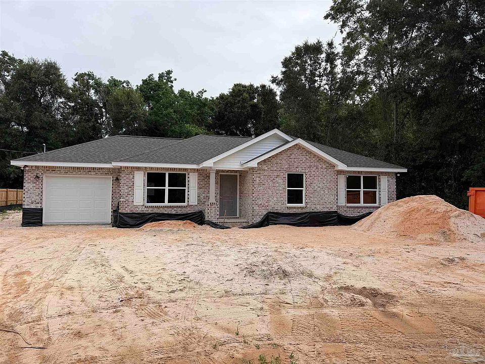 1st image of 4112 Charles Cir