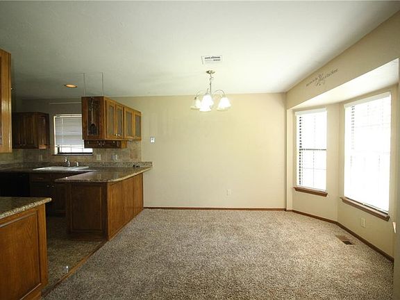 2nd image of 13156 Eastridge Dr