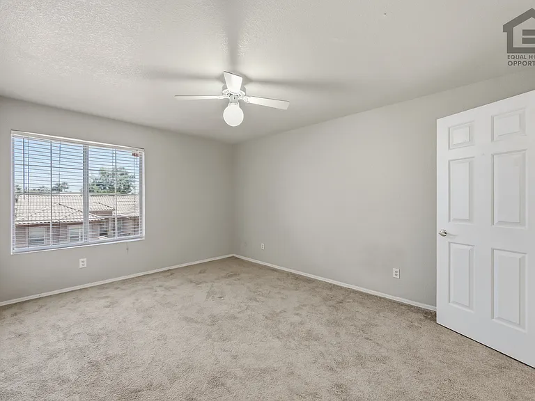 6288 W Rose Garden Ln — Photo 36