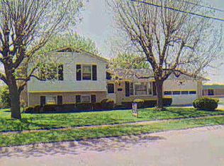 4837 Van Cleves Pl, Fairfield, OH 45014