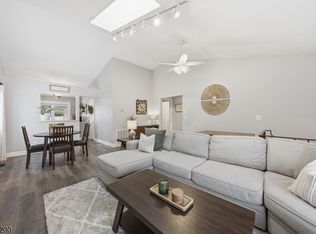 45 Fox Tail Ln, Hardyston Twp., NJ 07419