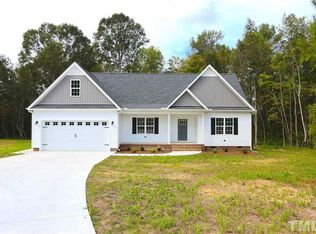 354 Tanning Ridge Dr, Dunn, NC 28334