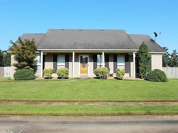 For Sale: 2009 Pleasant Pointe Cir, Bryant, AR 72022