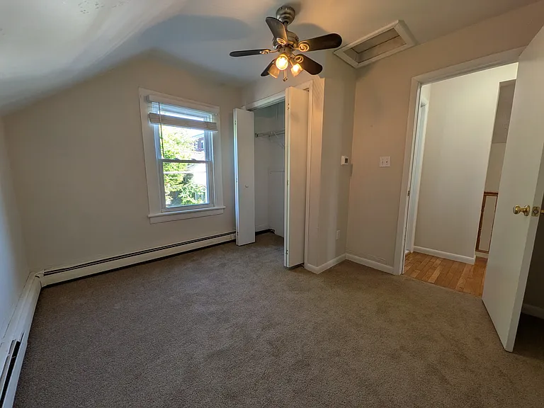 10 S Walnut St — Photo 13