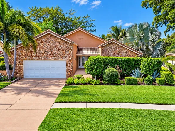 20104 BACK NINE Drive, Boca Raton, FL 33498
