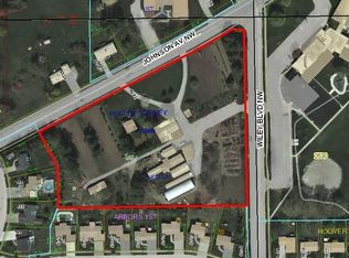 4241 Johnson Ave NW, Cedar Rapids, IA 52405