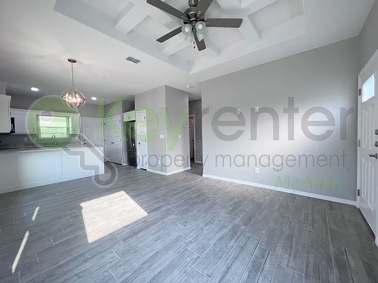 1812 Redbud Ln #1 — Photo 17