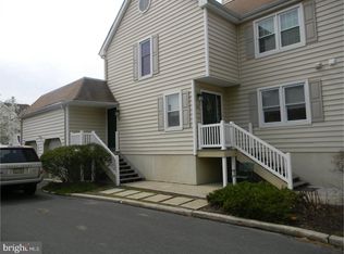 102 Society Hill Blvd, Cherry Hill, NJ 08003