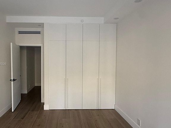 4th image of 151 Crandon Blvd APT 140