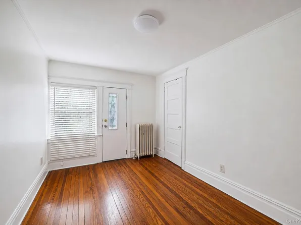 425 S Columbus Avenue, Mount Vernon, NY 10553