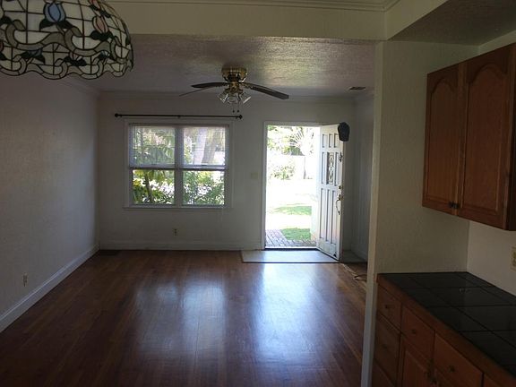 4th image of 15822 Redington Dr
