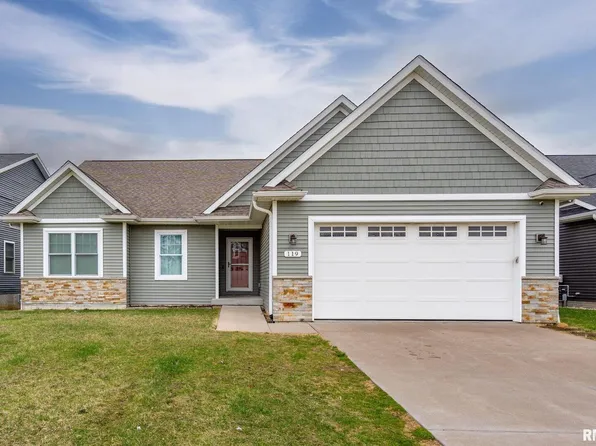 119 Prairie Meadow Dr, Blue Grass, IA 52726