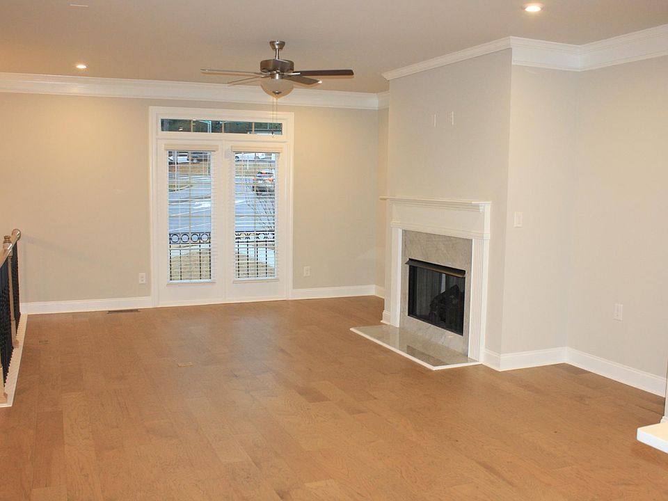 10004 Jack Dr Roswell GA Zillow