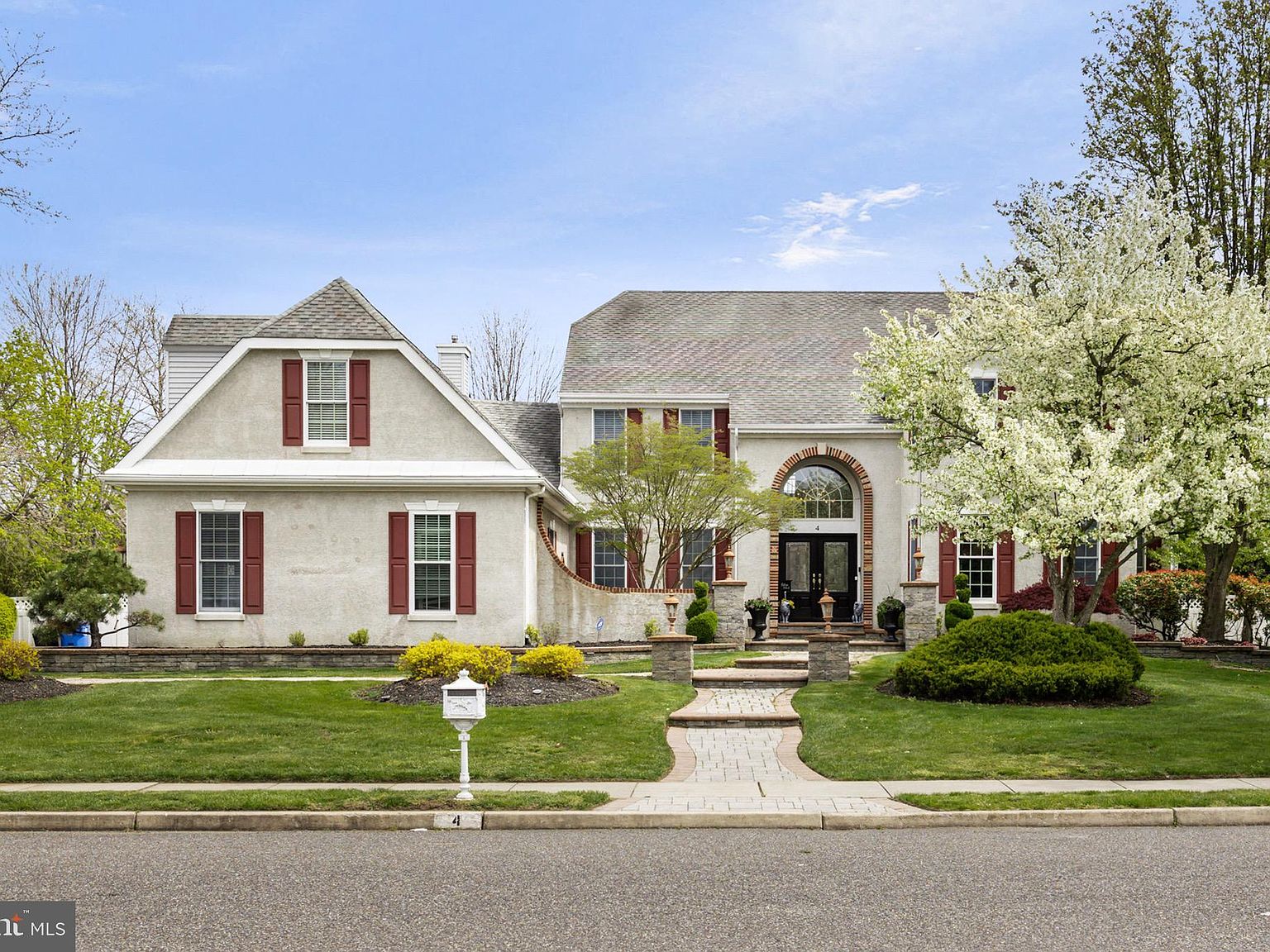 4 Brookwood Rd, Mount Laurel, NJ 08054 Zillow