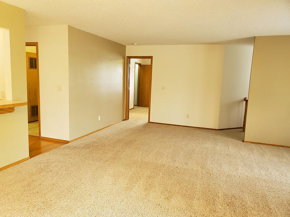 1634 Mapleton Ave Bismarck, ND, 58503 Apartments for Rent Zillow