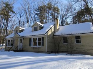 4 Rocky Point Rd, Harrison, ME 04040