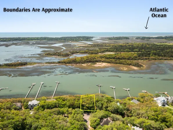 3026 Maritime Forest Dr, Johns Island, SC 29455