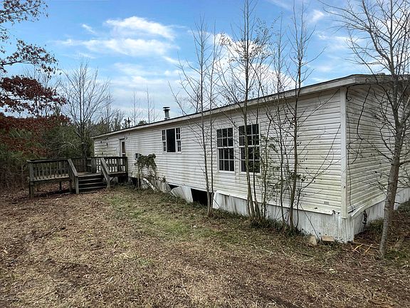 2nd image of 835 County Road 4418