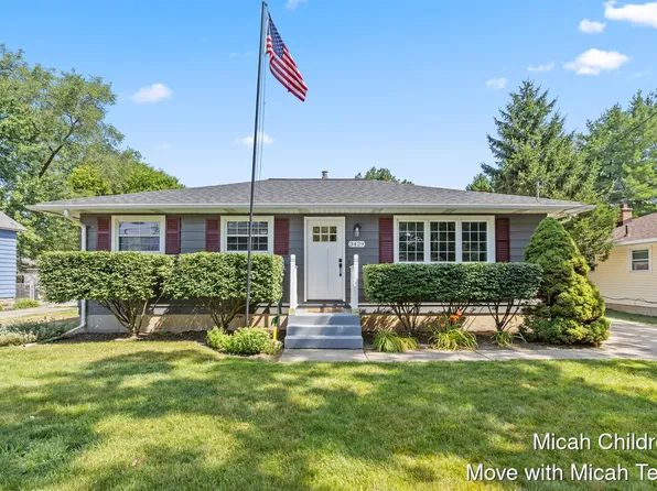 3429 Prairie St SW, Grandville, MI 49418