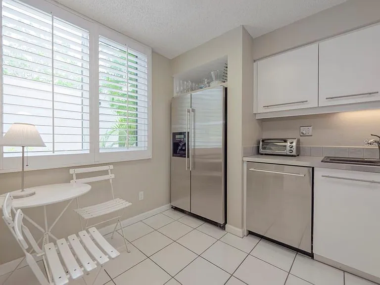 842 Bayport Way — Photo 14