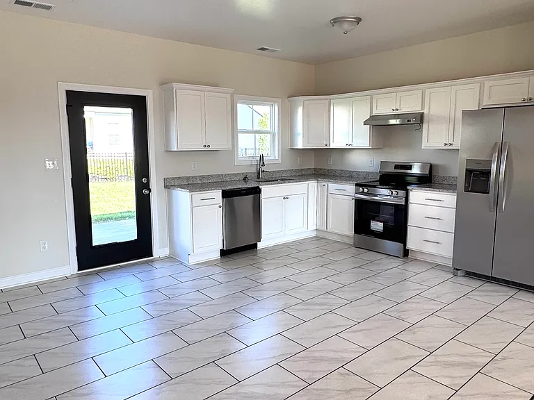 108 Patchen Dr — Photo 9