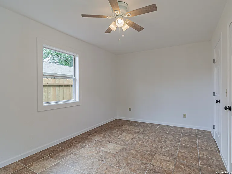210 N San Jacinto St #2 — Photo 9