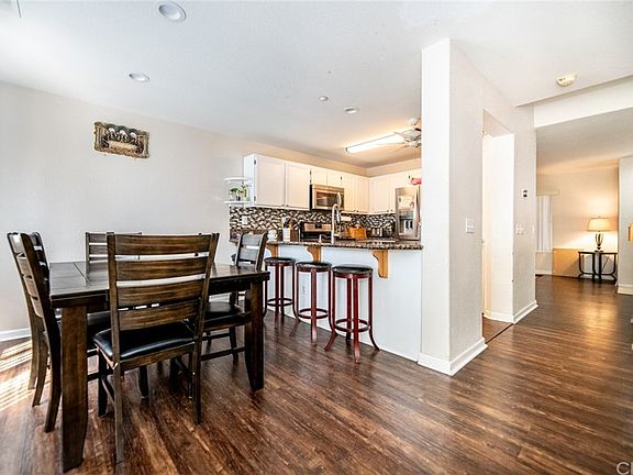 3rd image of 15821 Cascade Dr