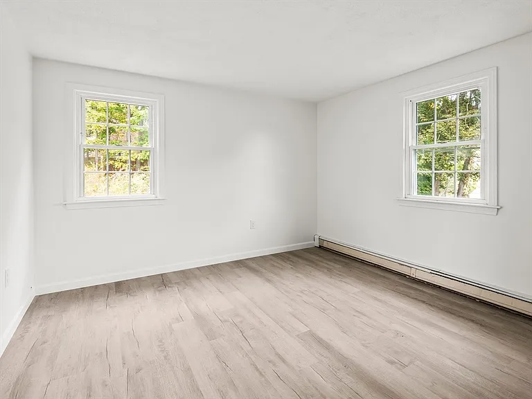 26 Sidney St — Photo 14