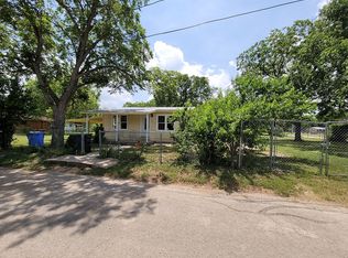 632 Maldonado Ave, Seguin, TX 78155