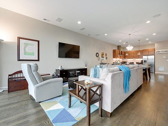 5th image of 2415 W Haddon Ave #2