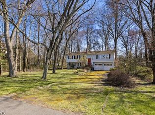 132 Goltra Dr, Basking Ridge, NJ 07920
