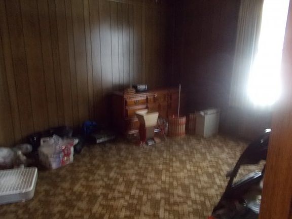 5th image of 402 Wise St #1