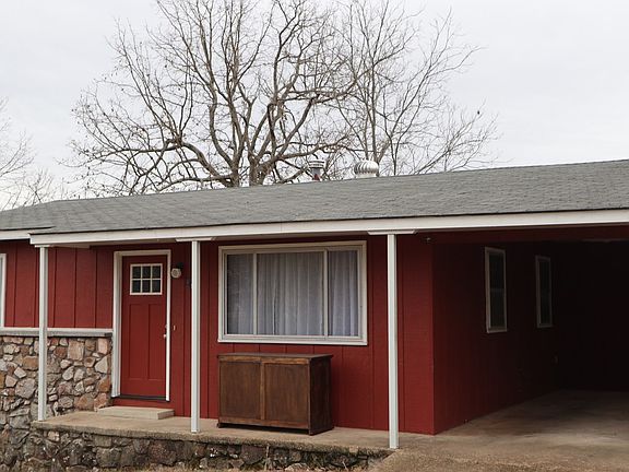 2nd image of 111 Old Sturkie Ln