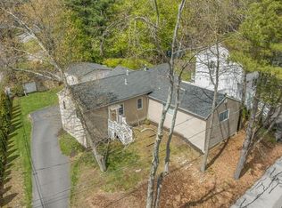 4 Oak Ave, North Reading, MA 01864