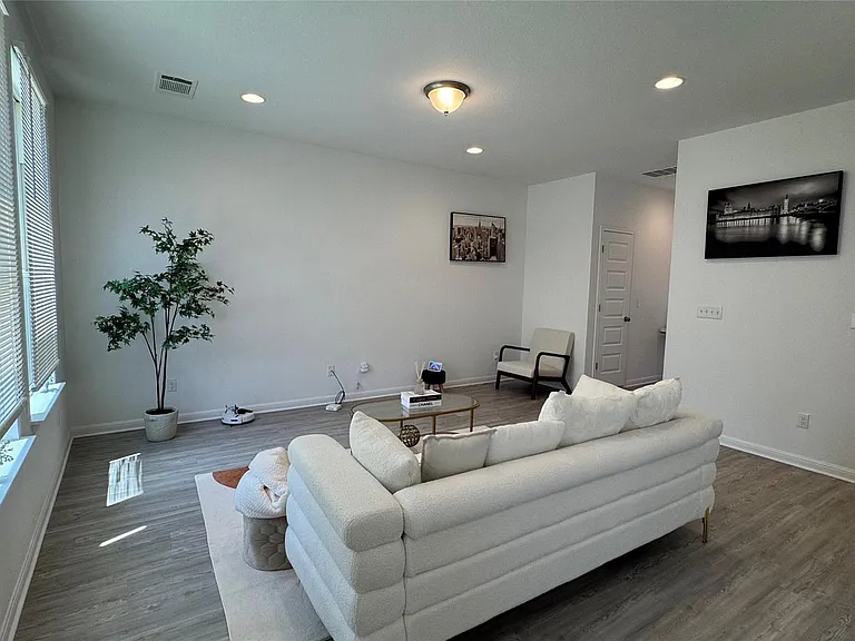 6915 Tiznow Ln — Photo 7