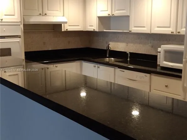 19390 Collins Ave APT 1014, Sunny Isles Beach, FL 33160