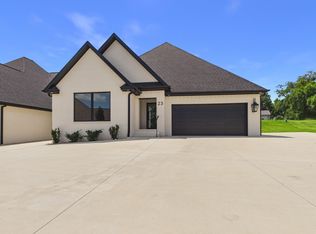 23 Doral Ct, Mountain Home, AR 72653