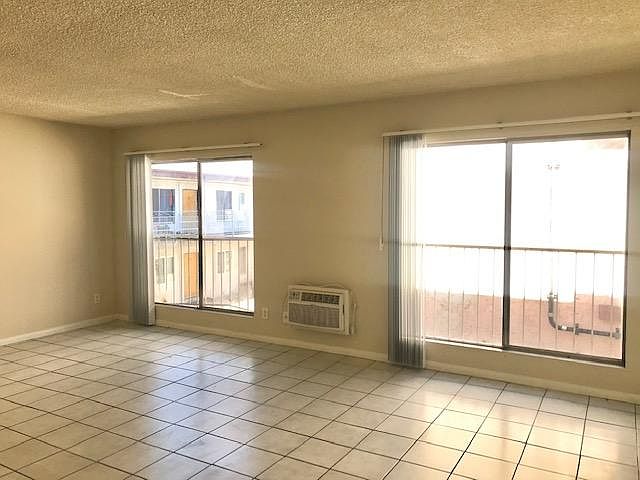 1st image of 9011 Columbus Ave #7