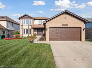 48634 Presidential Dr, Macomb, MI