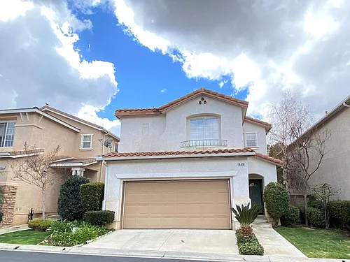 559 Yarrow Dr Photo 1