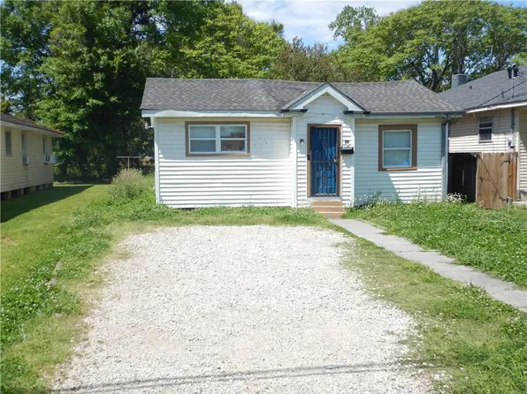 1477 Casa Calvo St, New Orleans, LA 70114